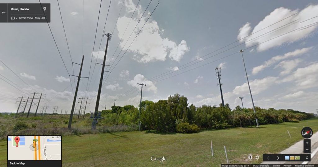 Utility pole cell tower