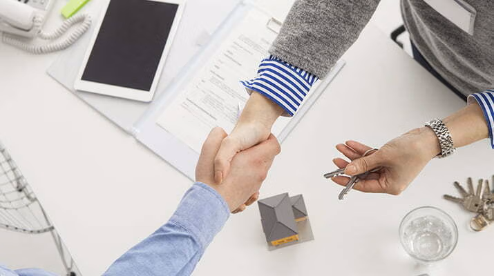 Art of Negotiating Extensions to Expiring Cell Site Leases