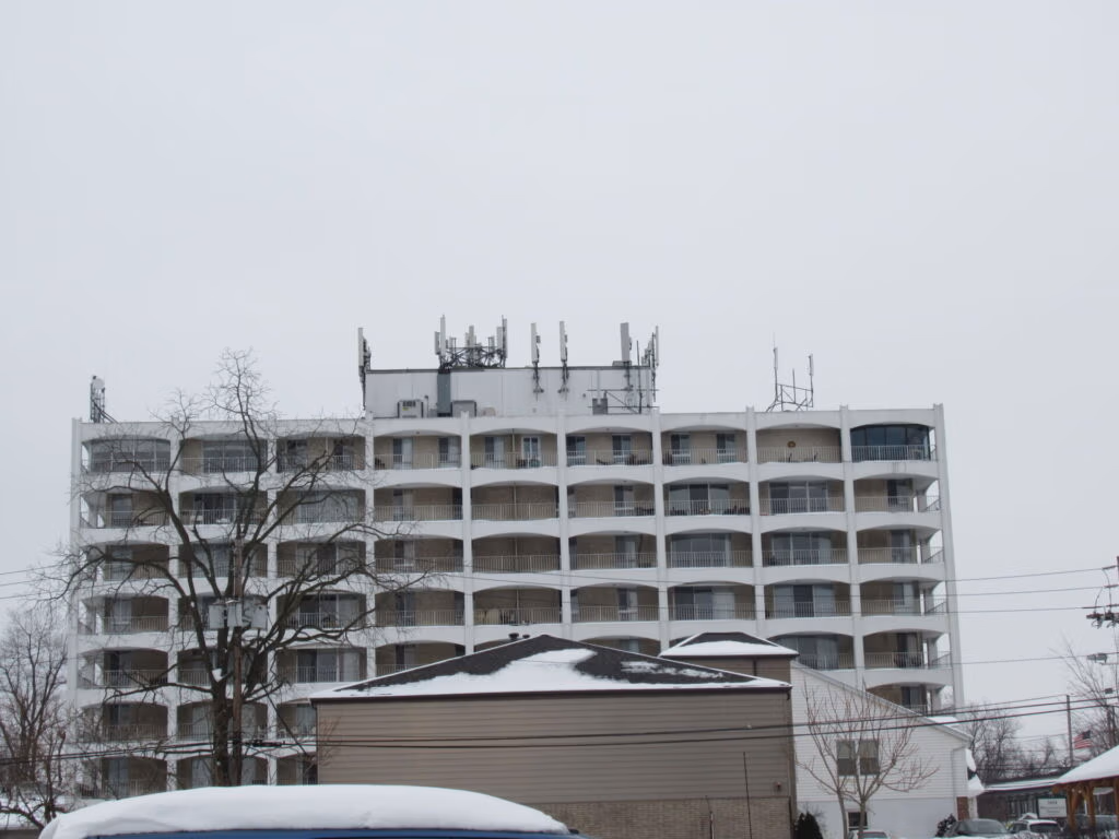 Condo Homeowners Associations and Cell Sites